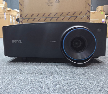 Проектор BenQ LU935ST Проектор BenQ LU935ST
