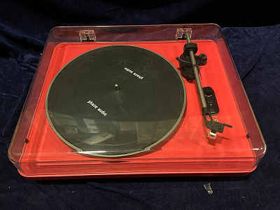 Проигрыватель виниловых дисков Phaze Audio Diana Цвет: Красный [Valkyrian red]