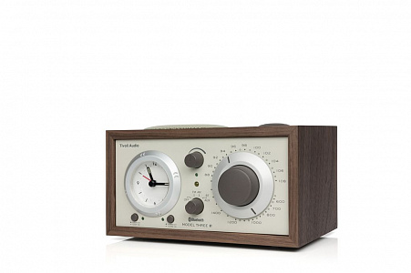 Радиоприемник с часами Tivoli Model Three BT Цвет: Бежевый/Орех [Classic Walnut]