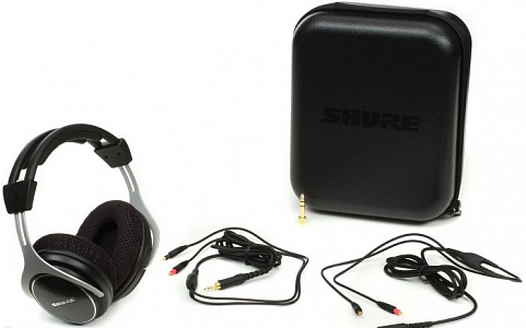 Студийные профессиональные наушники закрытого типа Shure SRH1540. 