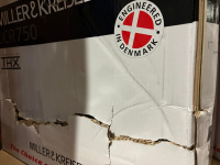 Полочные акустические системы M&K LCR750. Цвет: Черный винил   Пара