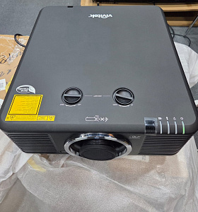 Мультимедийный инсталляционный лазерный проектор Vivitek  DU7295Z-BK Мультимедийный инсталляционный лазерный проектор Vivitek  DU7295Z-BK