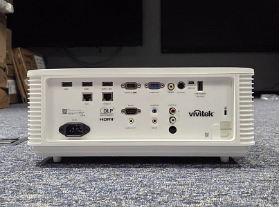 Проектор Vivitek DU4381Z-ST Проектор Vivitek DU4381Z-ST