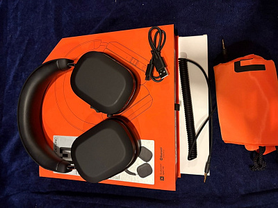 Полноразмерные Bluetooth наушники Mondo by Defunc, цвет - черный Полноразмерные Bluetooth наушники Mondo by Defunc, цвет - черный