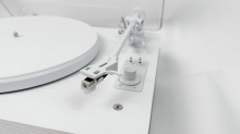 Проигрыватель виниловых дисков Phaze Audio Adelle Цвет: Белый [Siberian white]