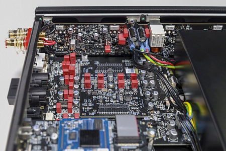 Устройство "все-в-одном"Moon by Simaudio 371 Цвет: Двухцветный [2-Tone]