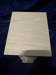 Радиоприемник с часами Tivoli Model One+ Цвет: Серый/Белый [Grey/White]