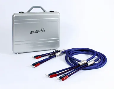 Акустический кабель  Van den Hul Mounted set 3T The Cloud Limited Edition Hybrid. 4 метра пара. Разъем BERRI (2-2) Цвет: пастельно-голубой