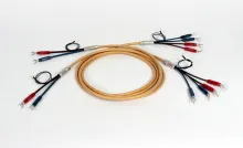 Акустический кабель  Van den Hul Mounted set 3T The Air. 2,5 метра пара. Разъем BERRI bi-amping  (4-4) Цвет: золотой