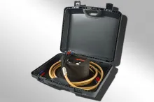 Акустический кабель  Van den Hul Mounted set 3T The Cloud SE. 5 метров пара. Разъем BERRI bi-wiring (2-4) Цвет: золотой
